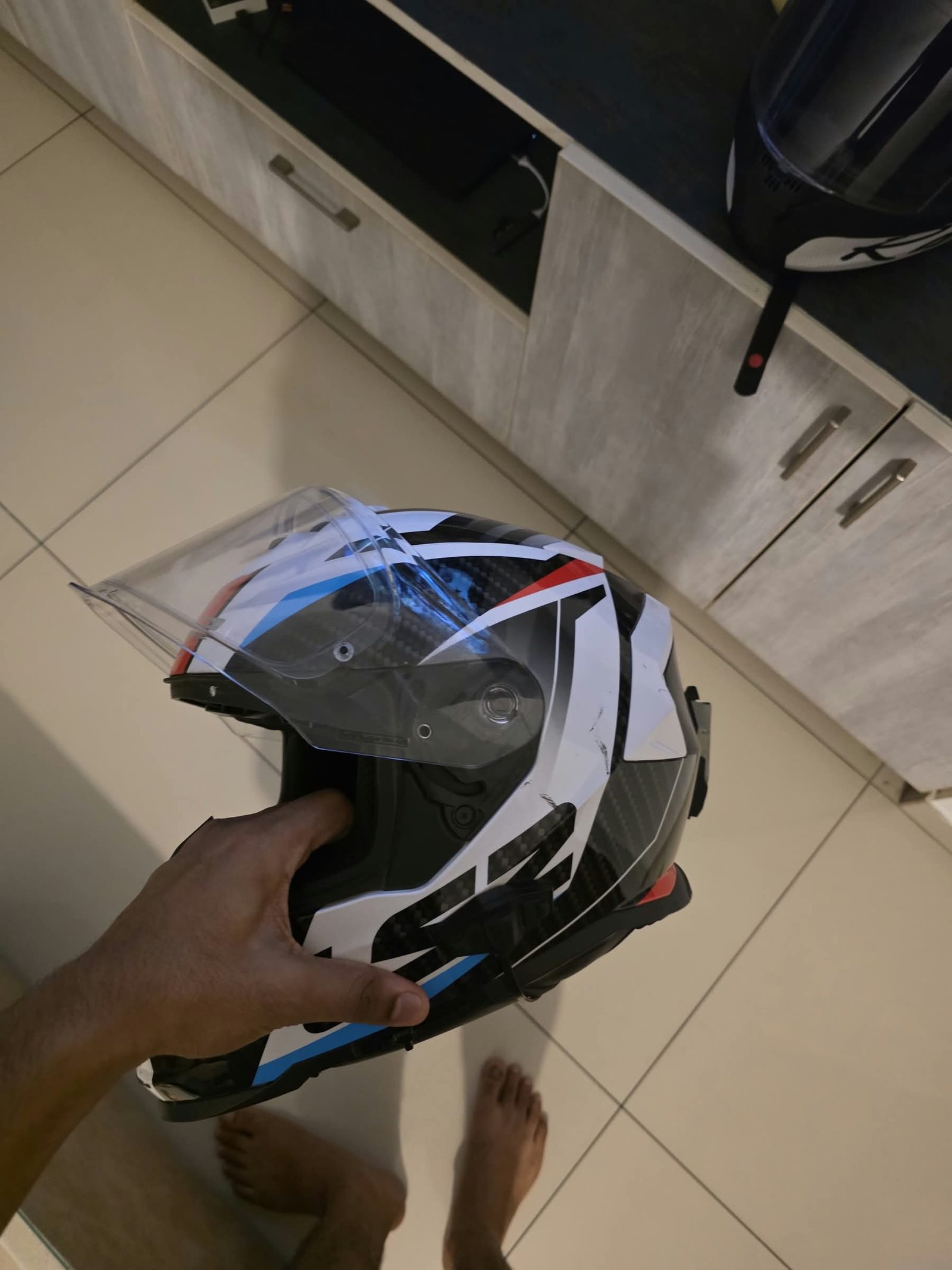 Ls2 helmet with bluarmor c20 intercom - image 1