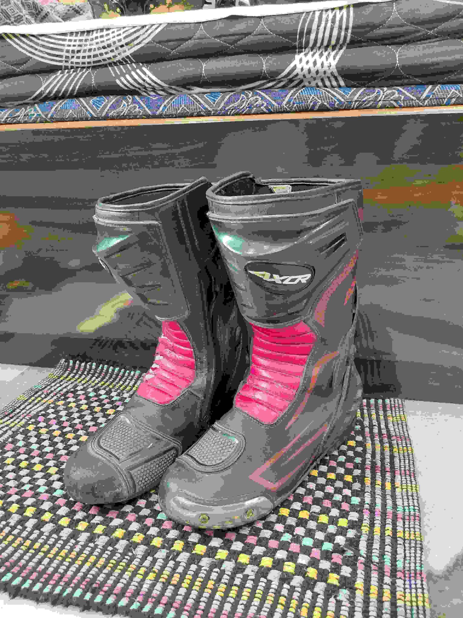 Axor riding boots - image 1