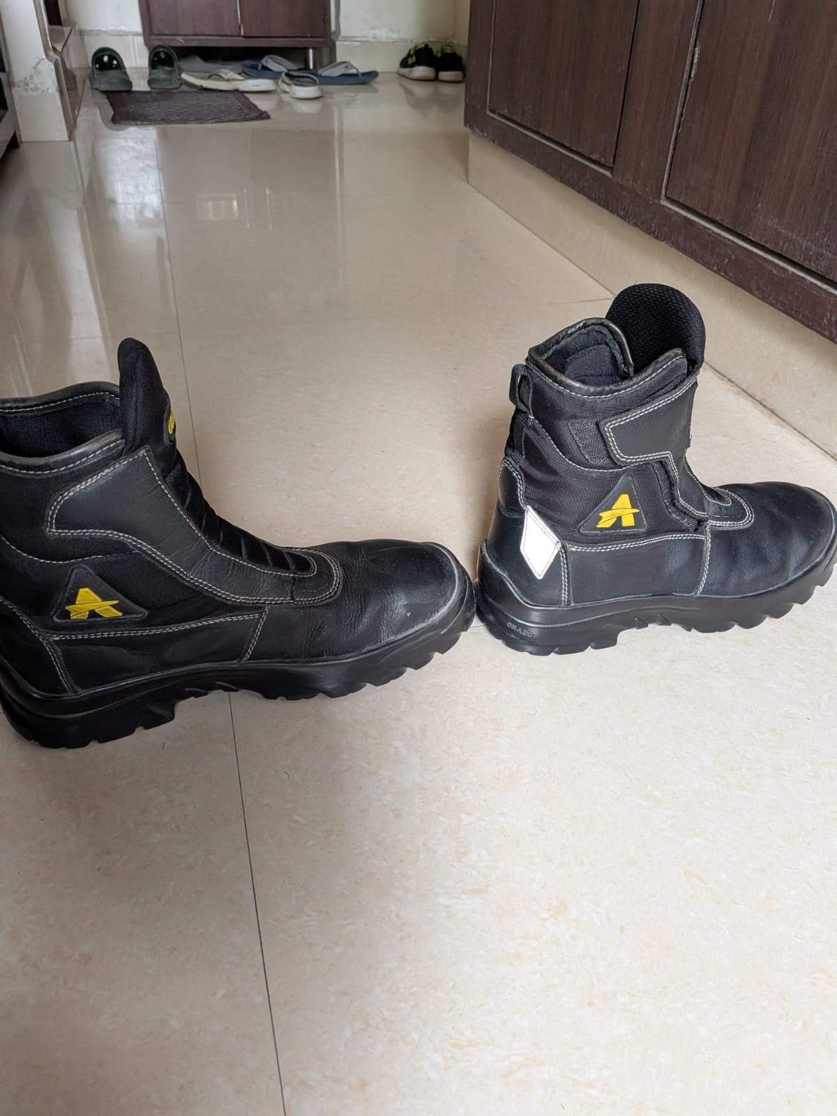 Orazo waterproof riding boots  2