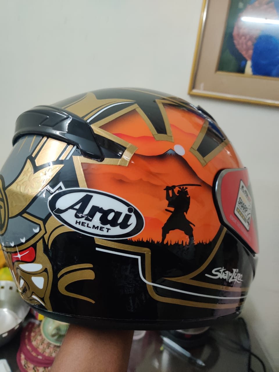 Ls2 custom painted helmet in arai design  3