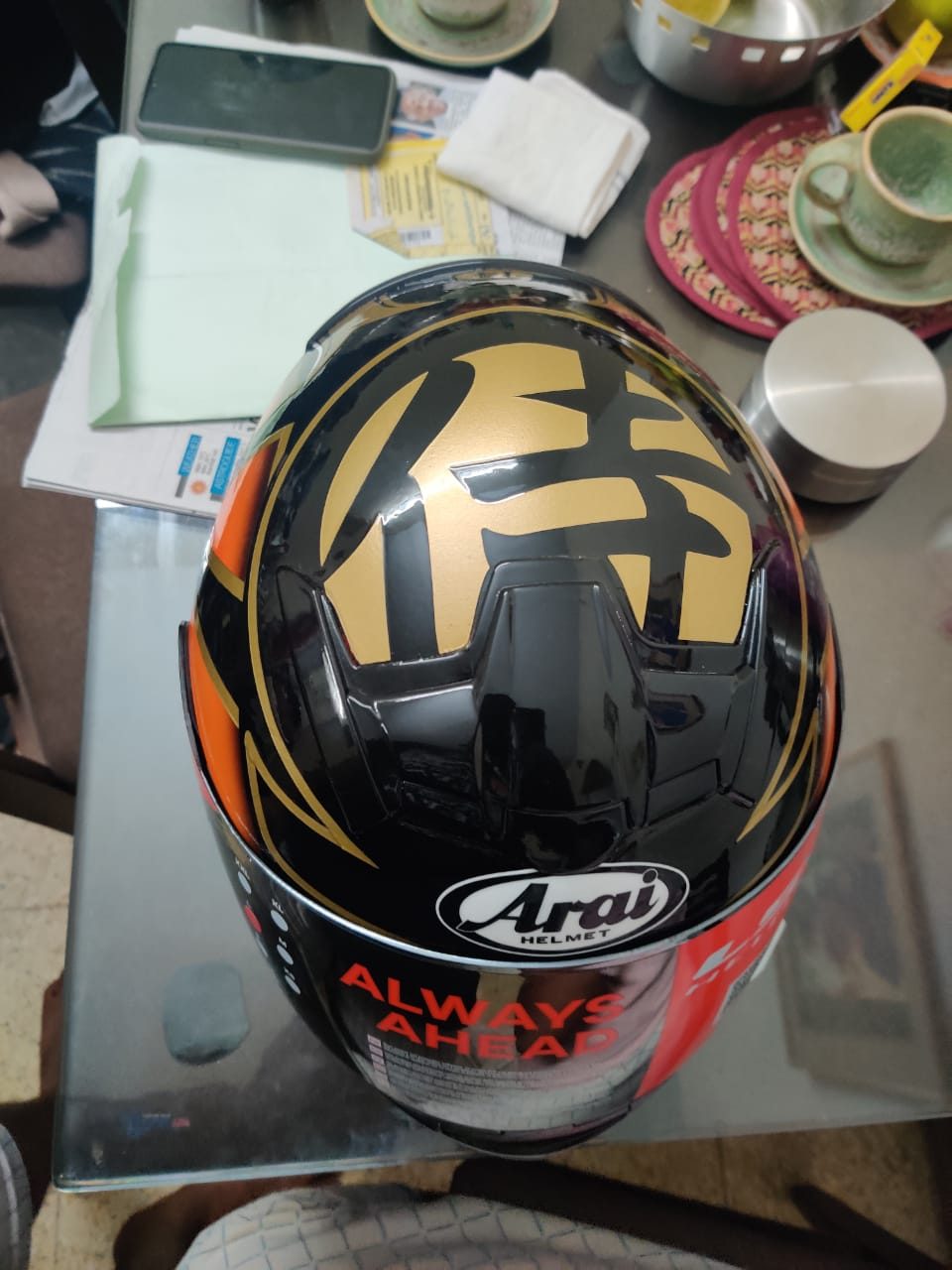Ls2 custom painted helmet in arai design  2