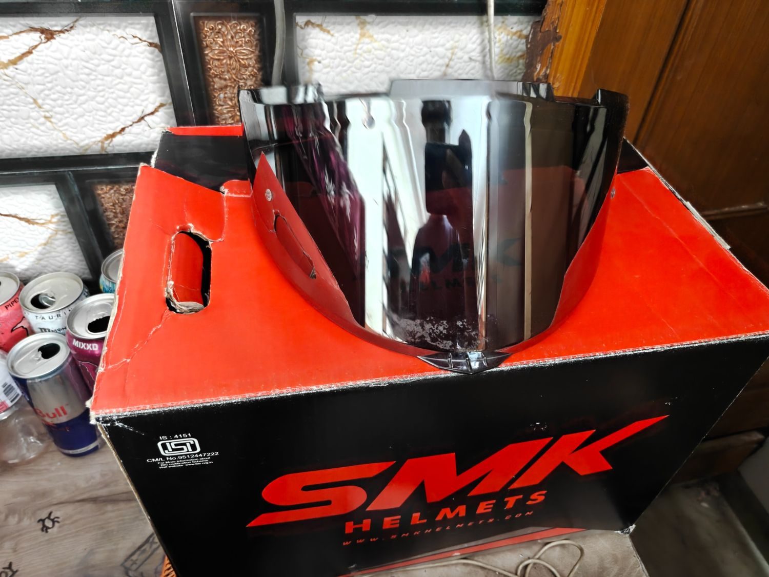 Smk typhoon glossy Black helmet 3
