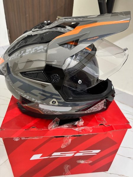 LS2 Pioneer 2 Desert Gold Helmet Limited Edition 3
