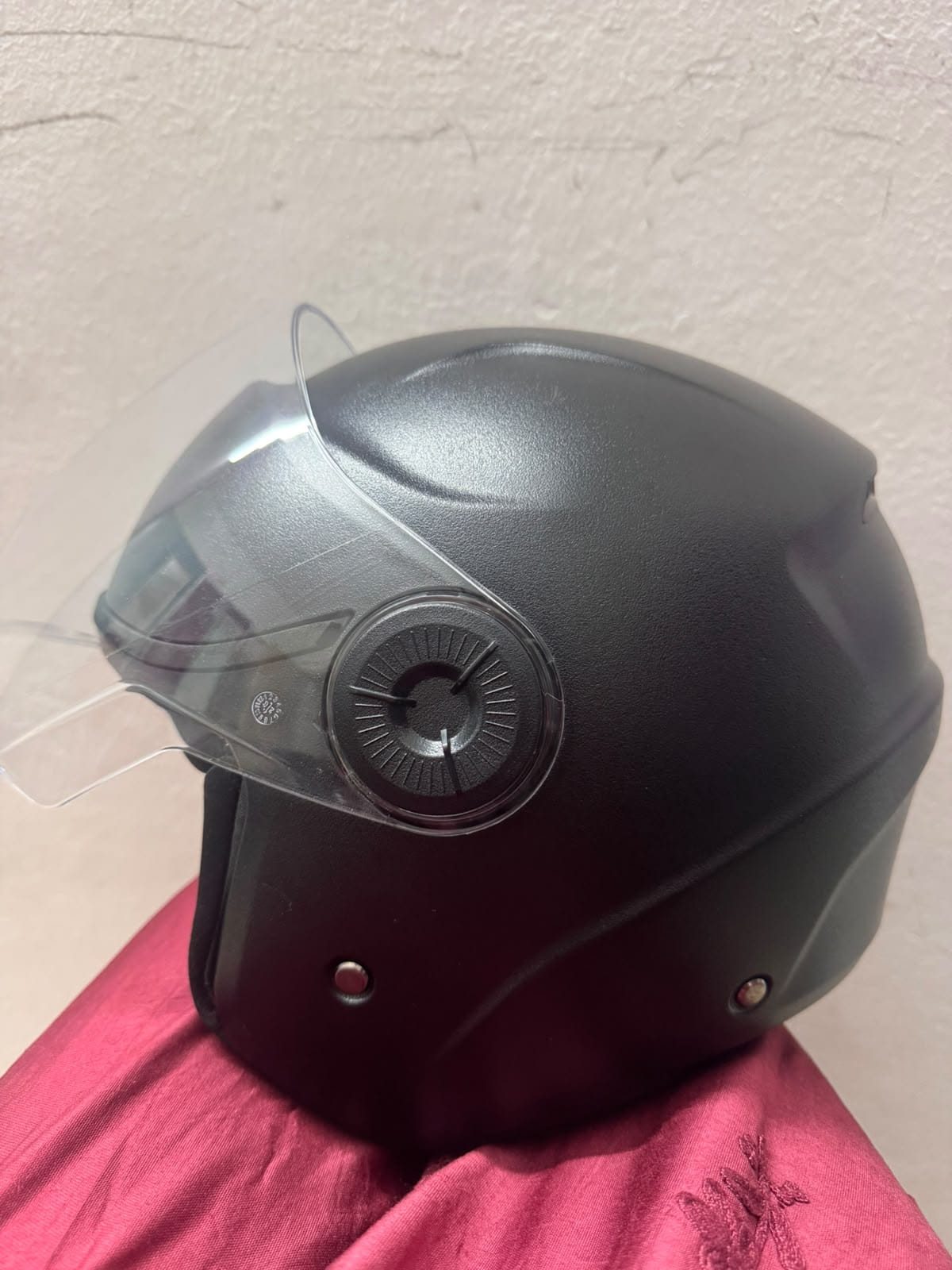 TVS BLACK XL HELEMT 2