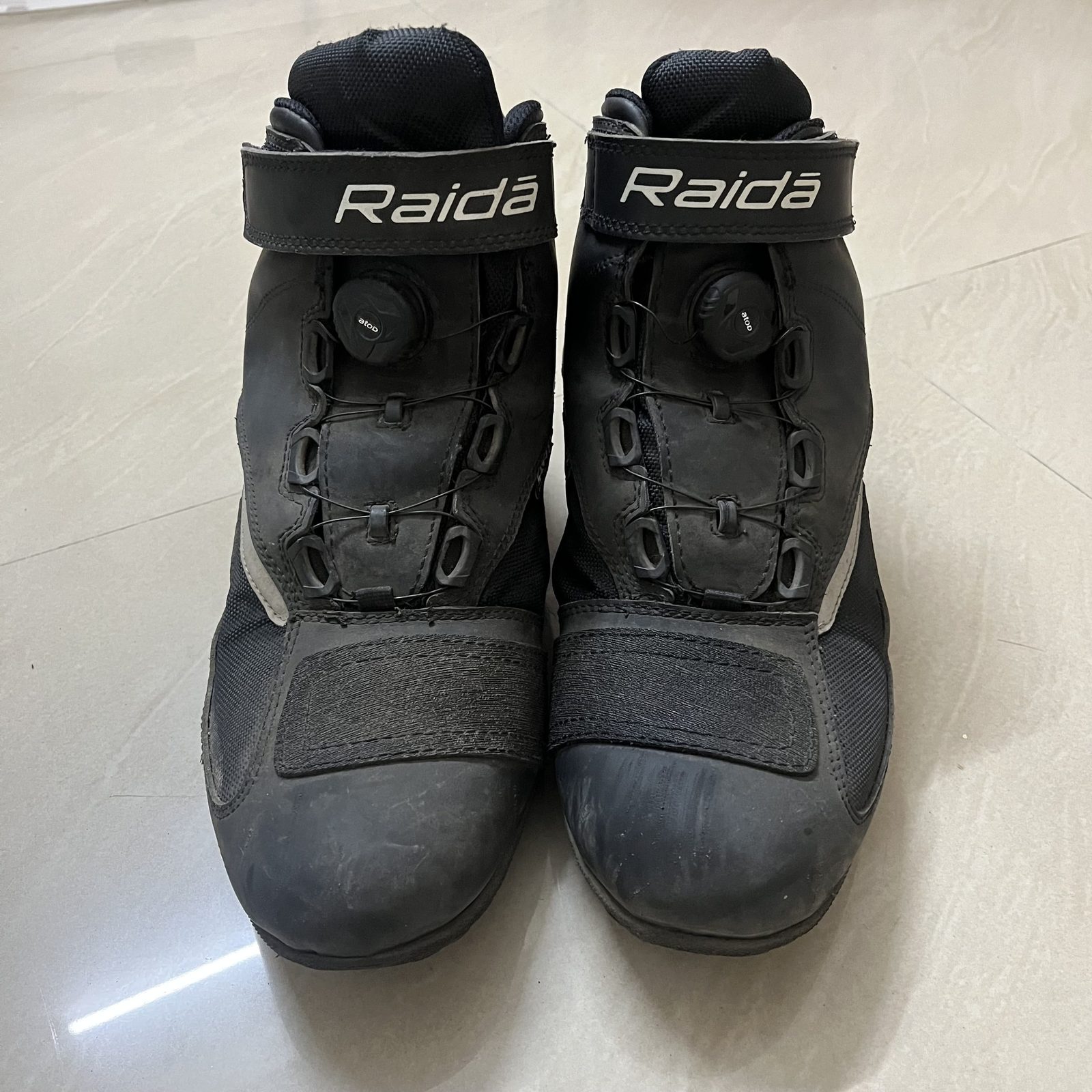 Raida UrbanR riding shoes - image 1