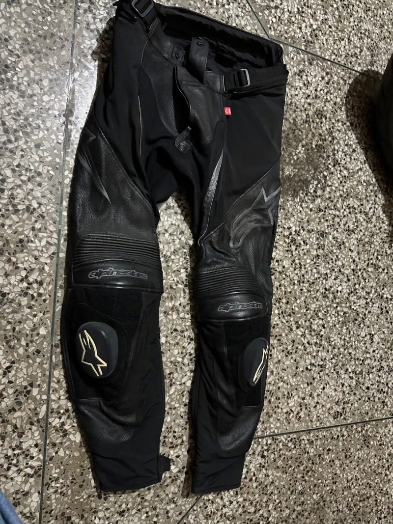 Alpinestars leather pants - image 1