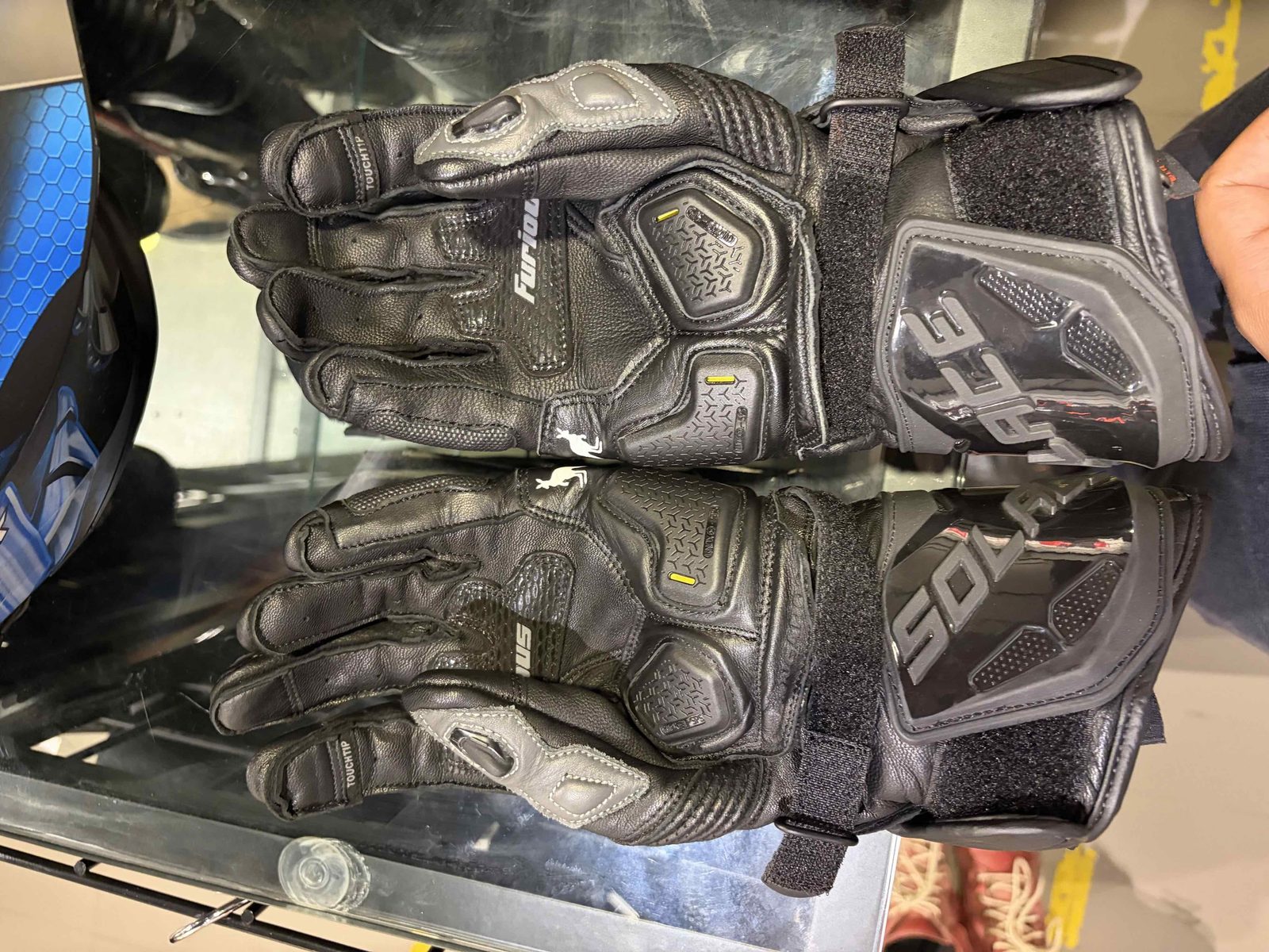 Solace Furious v3 CE gloves (M) 2