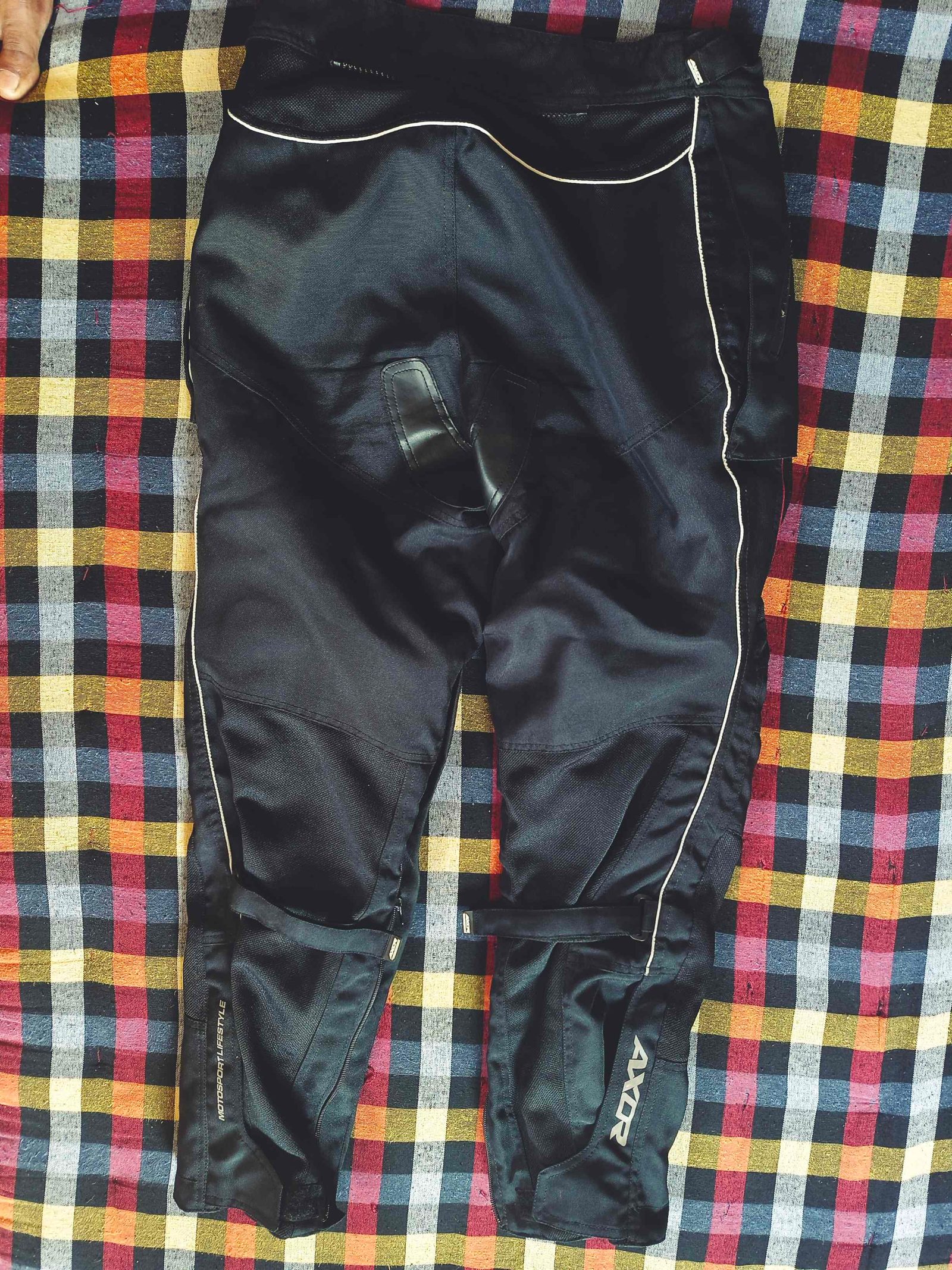 Axor riding pant - image 1