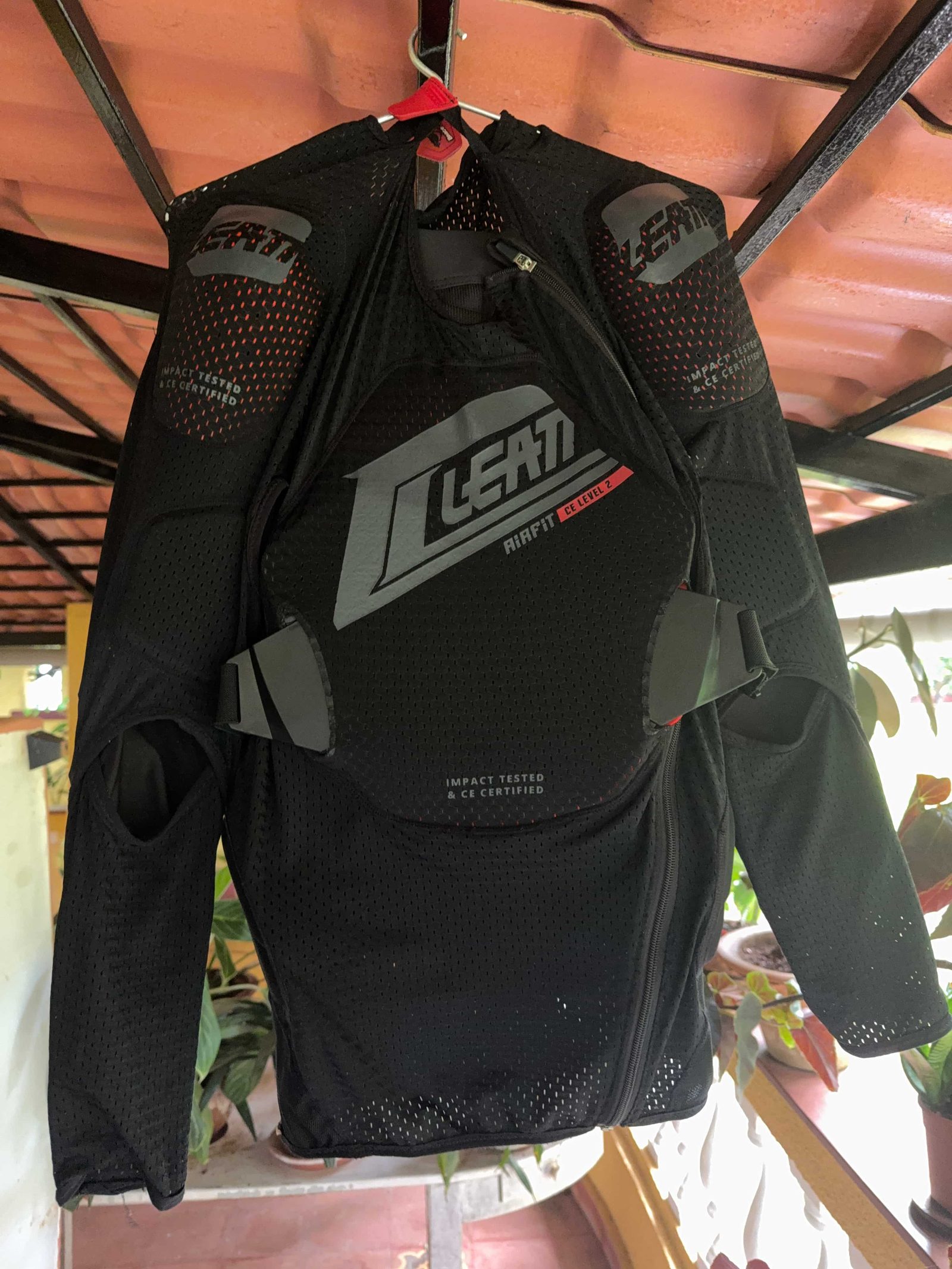 Leatt 3DF Airfit - - Upper Body Armour - image 1