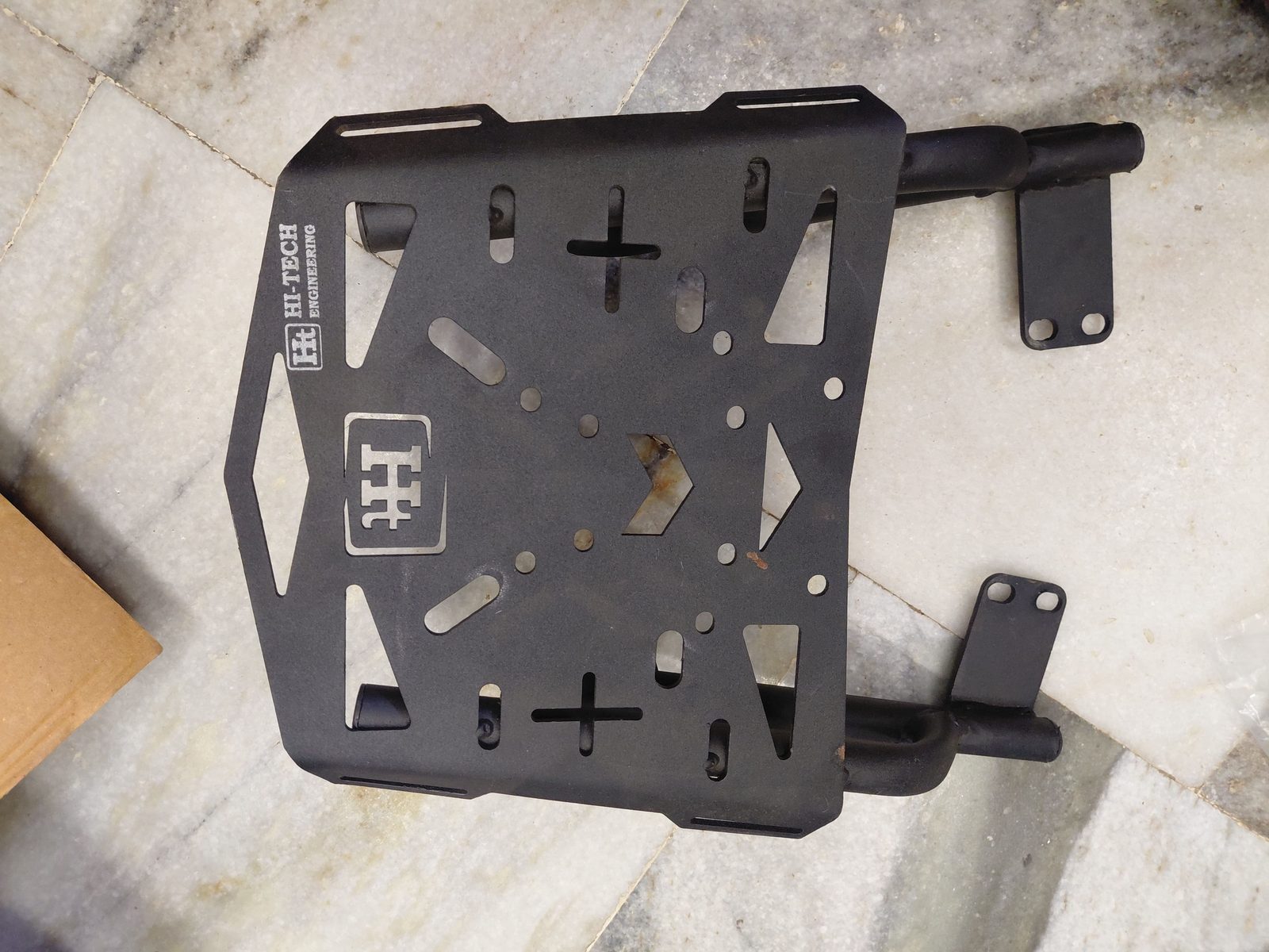 Dominar 250/400 top rack 2