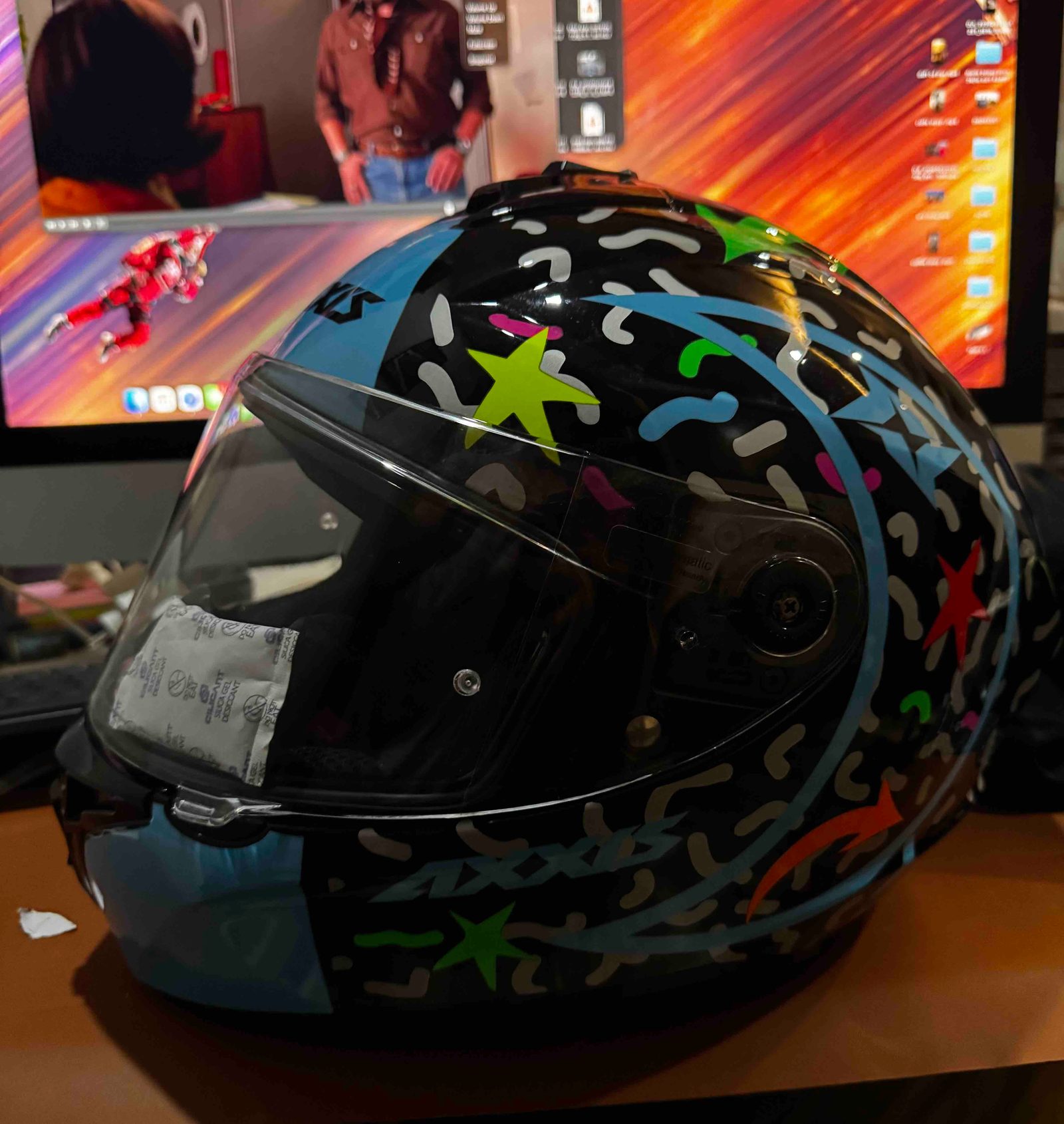 Axxis draken used twice m size  - image 1