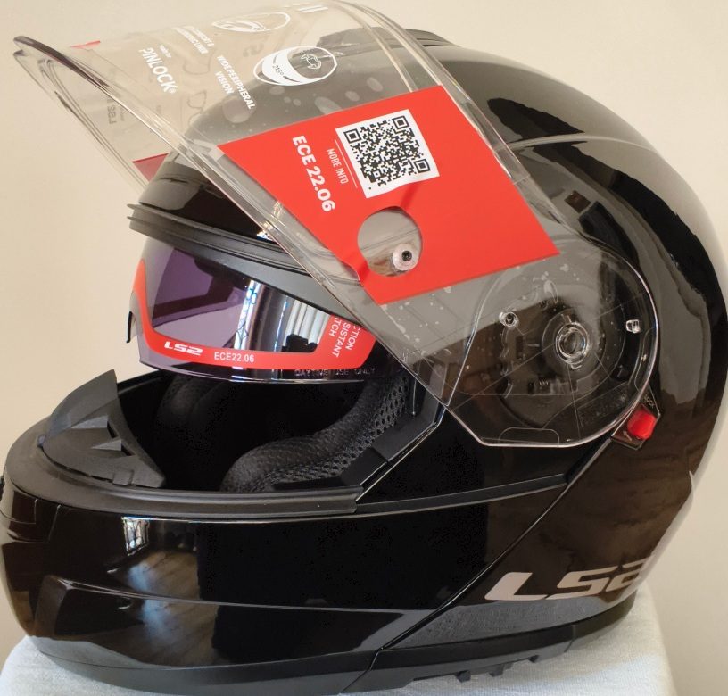 LS2 premium modular helmet size M 2
