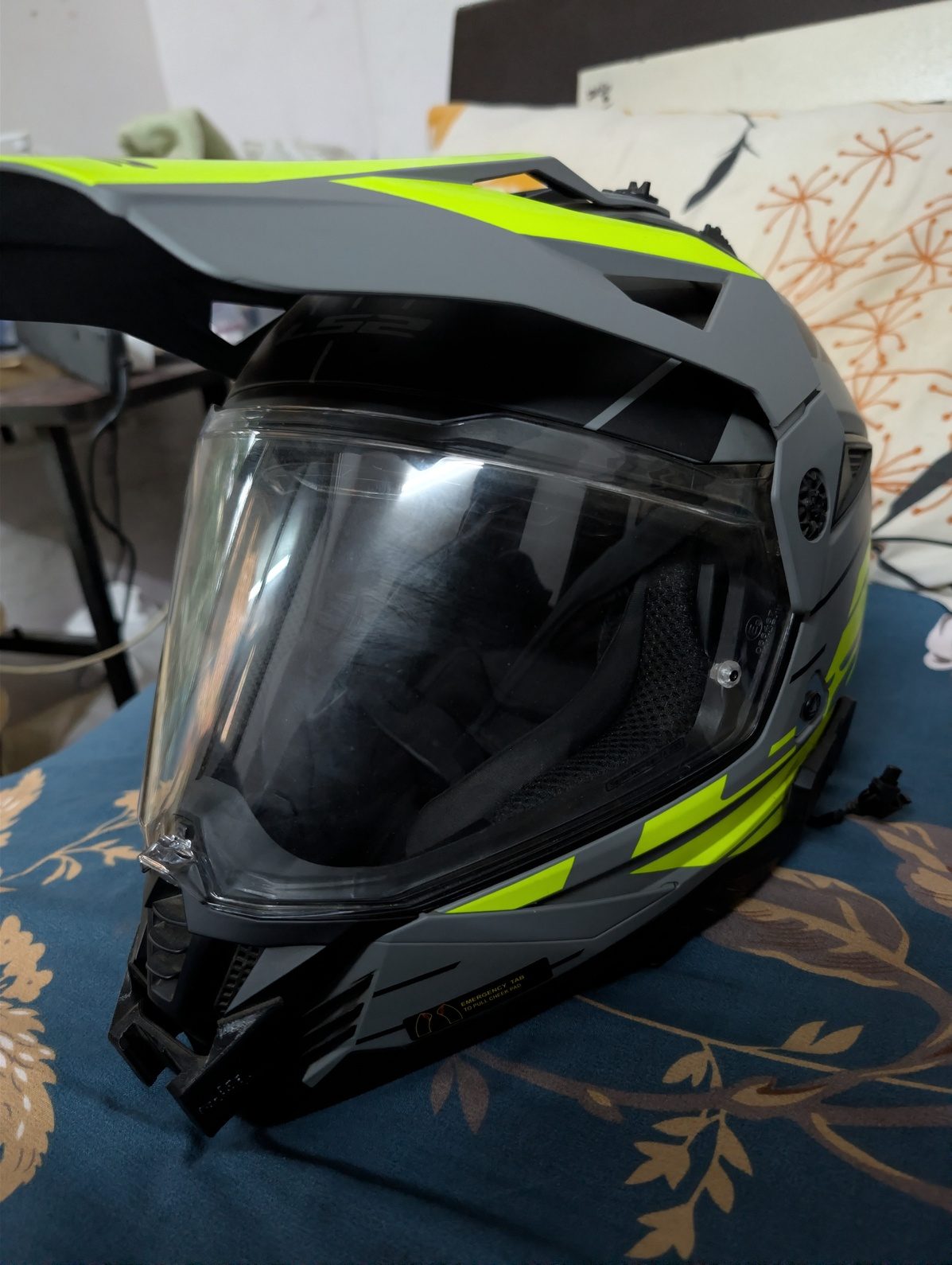 Ls2 pioneer 2 helmet  - image 1