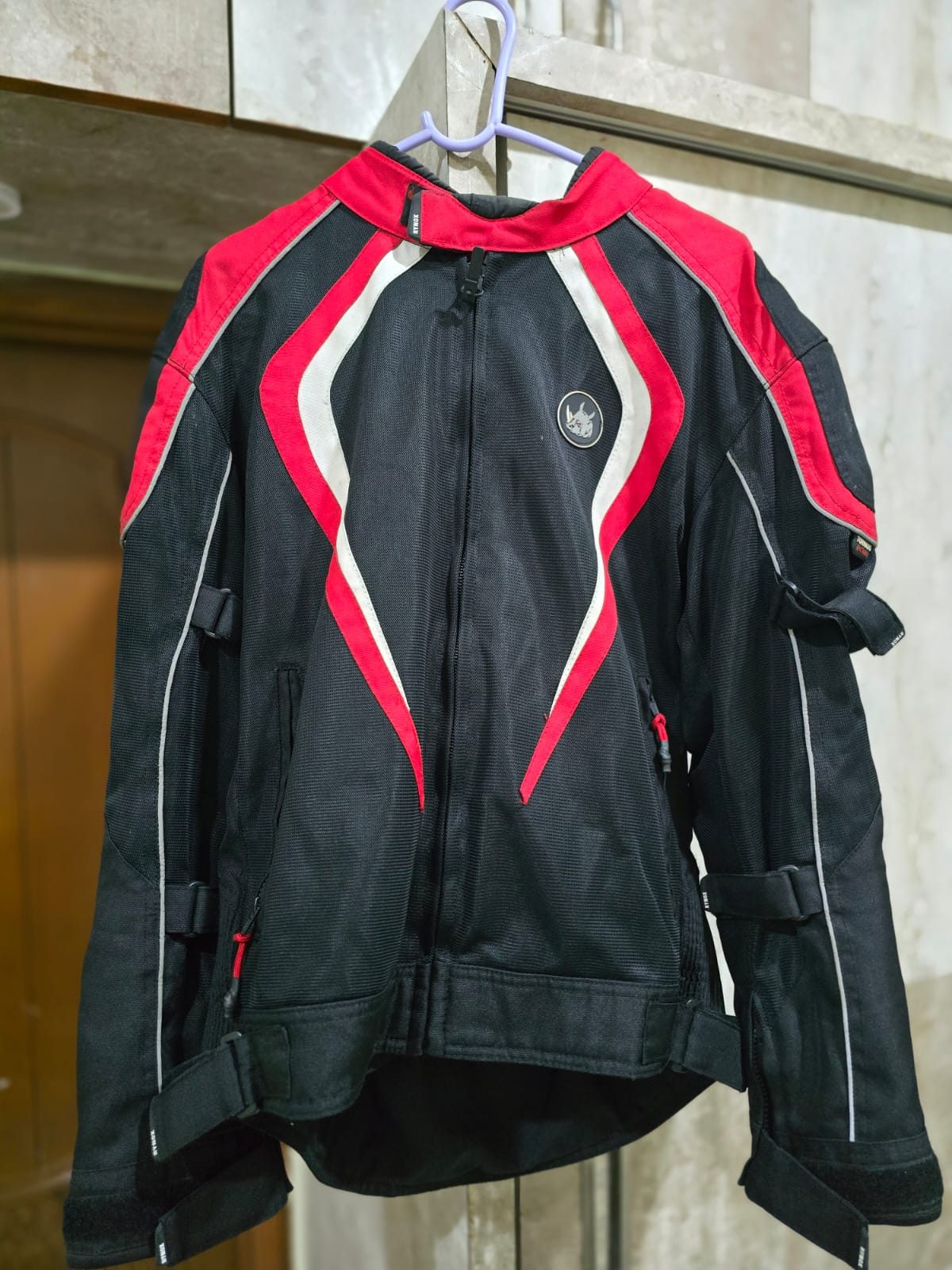 Rynox riding jacket level 2 black and red  - image 1