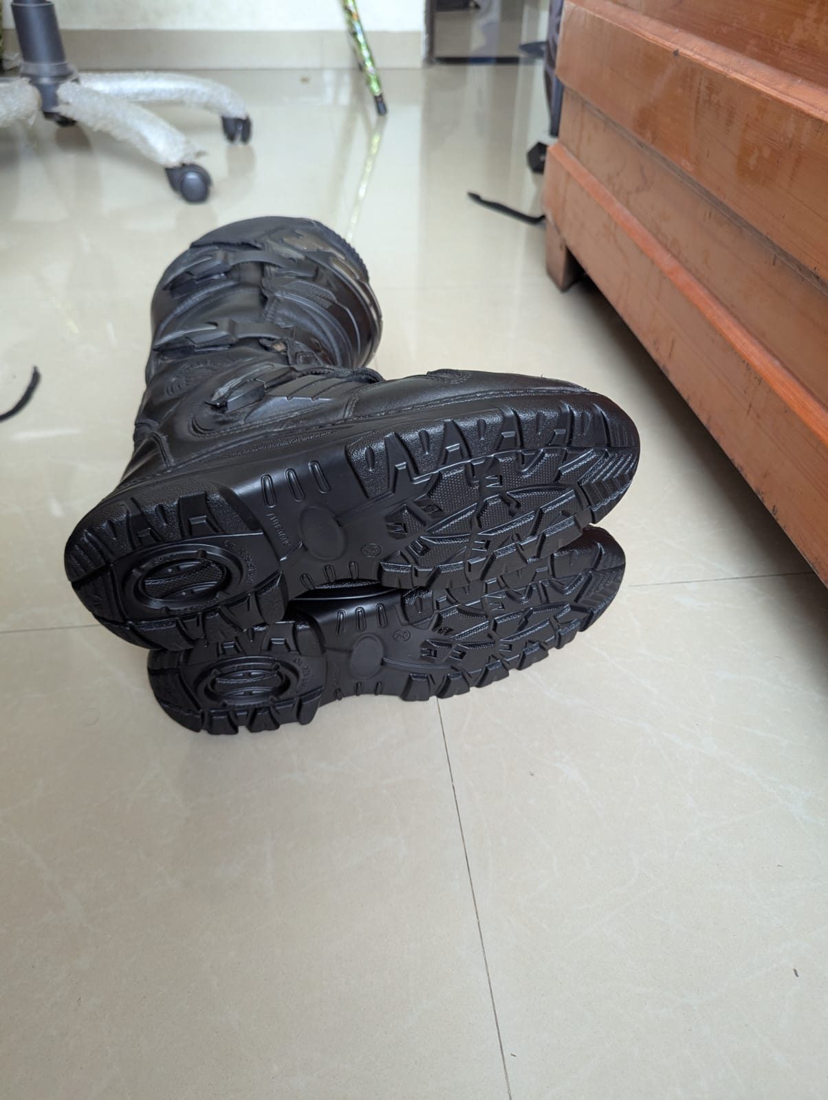 Royal enfield x tcx stelvio boots  3