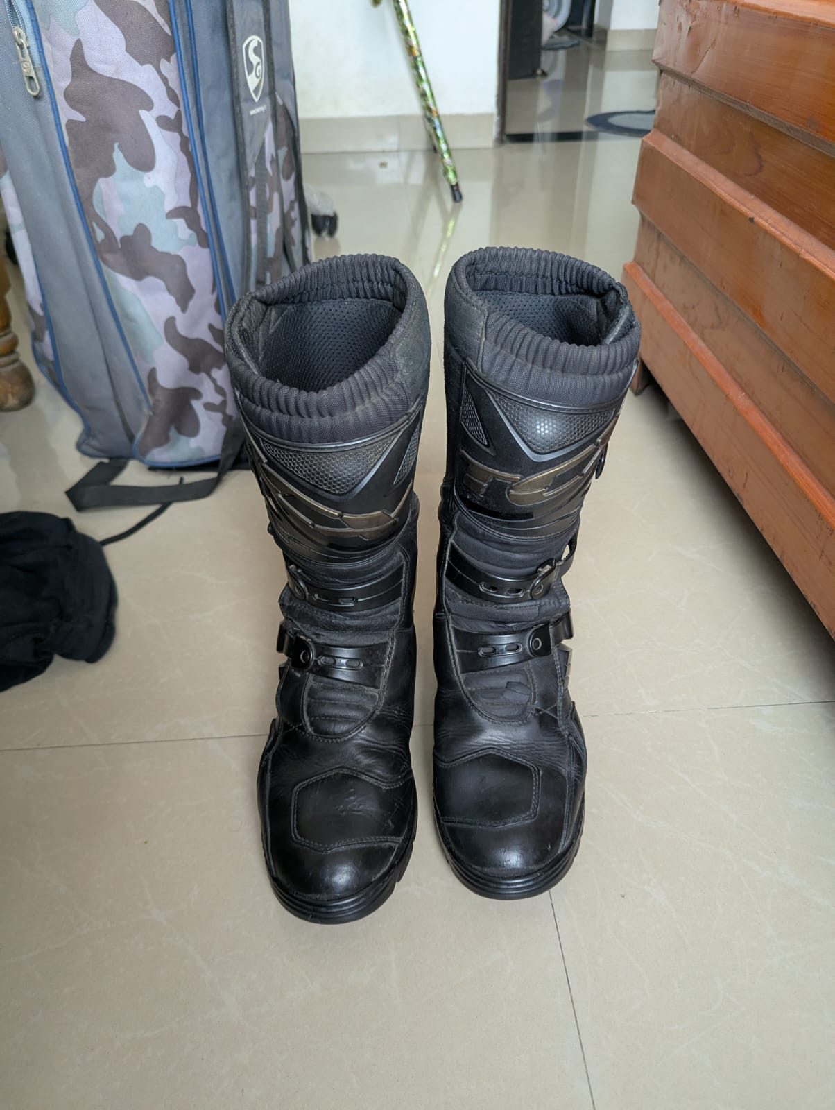 Royal enfield x tcx stelvio boots  2