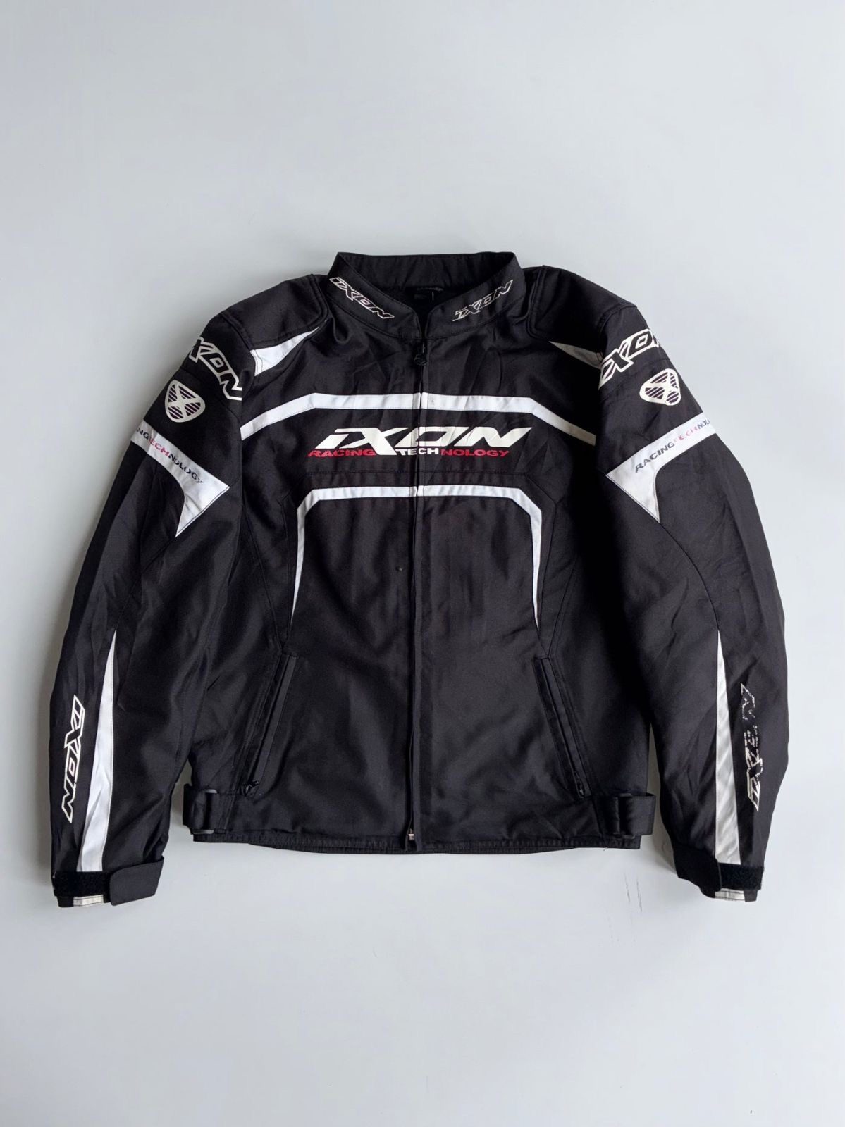 IXON EAGER RIDING JACKET (L) - image 1