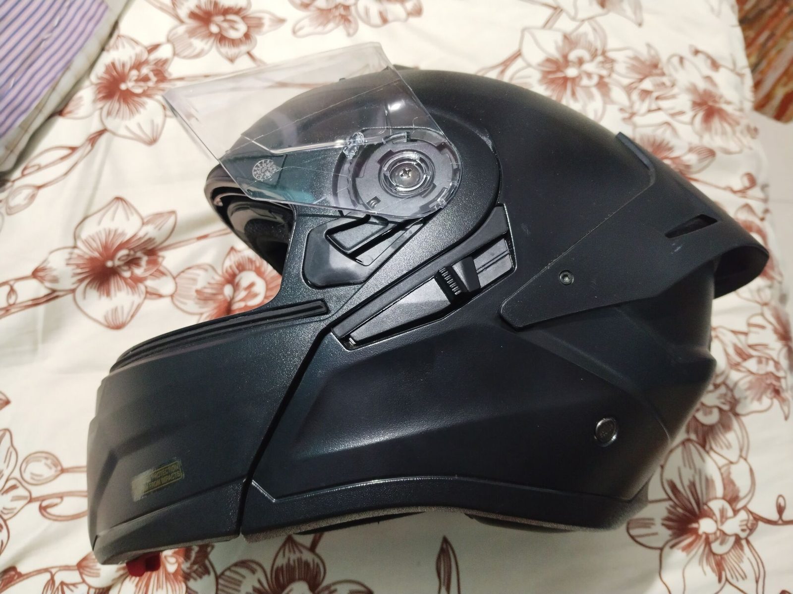 Studds Ninja Comet helmet  2