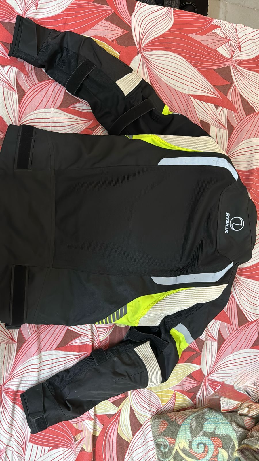 RYNOX tornado pro 4 jacket  3