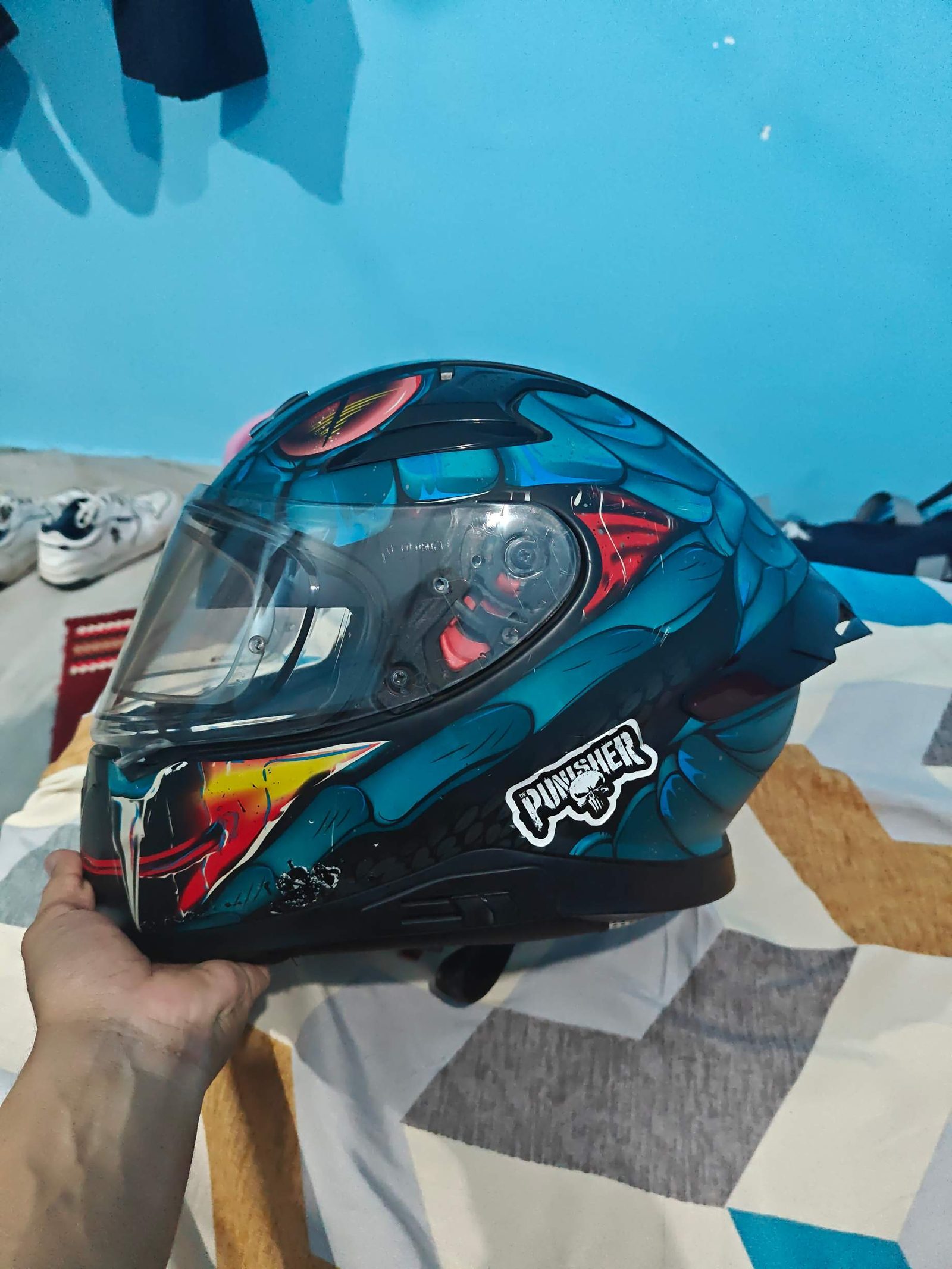 Axor venomous helmet  2