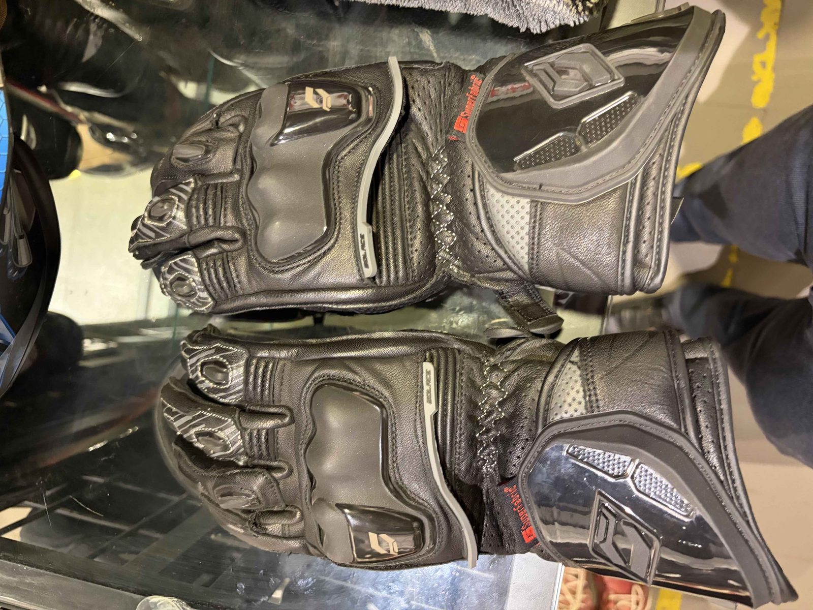 Solace Furious v3 CE gloves (M) - image 1