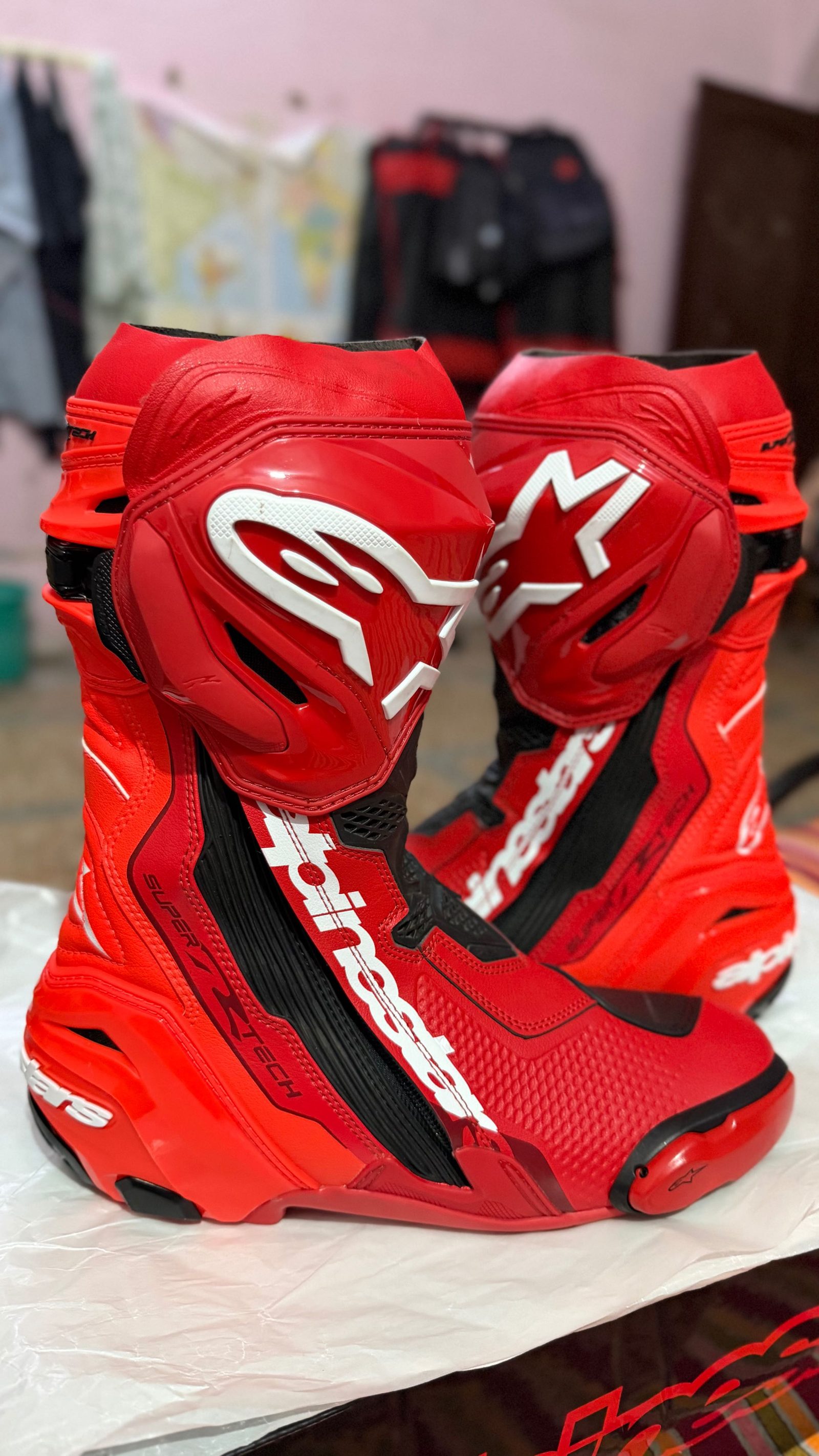 ALPINESTARS SUPERTECH R BOOTS – EU 43 / US 9 - image 1